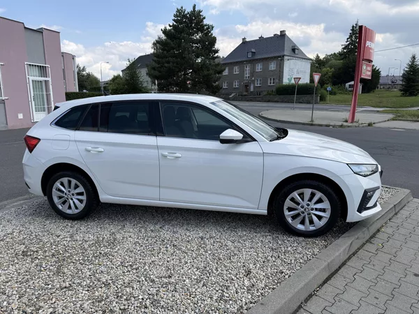Škoda Scala 1,0 TSi/85kW Selection - foto 8
