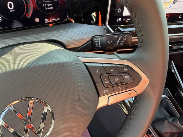 Volkswagen Golf TSi/110kW - STYLE,Webasto,H&K - foto 16