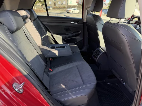 Volkswagen Golf TSi/110kW - STYLE,Webasto,H&K - foto 54