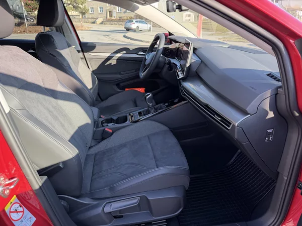 Volkswagen Golf TSi/110kW - STYLE,Webasto,H&K - foto 58