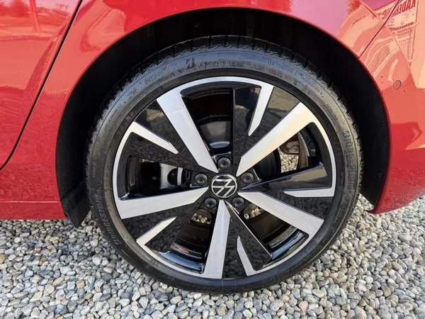 Volkswagen Golf TSi/110kW - STYLE,Webasto,H&K - foto 67