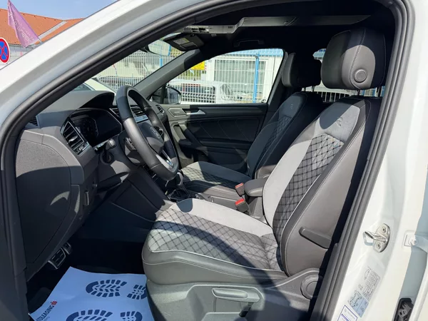 Volkswagen Tiguan R-Line 2,0 TSi/180kW 4x4 DSG - foto 13