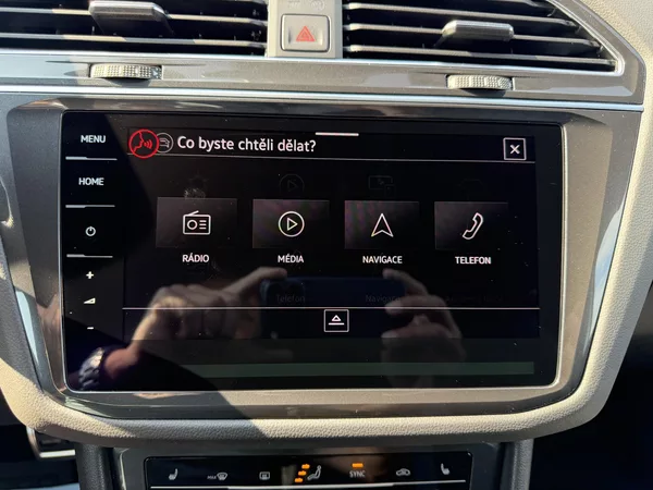 Volkswagen Tiguan R-Line 2,0 TSi/180kW 4x4 DSG - foto 53