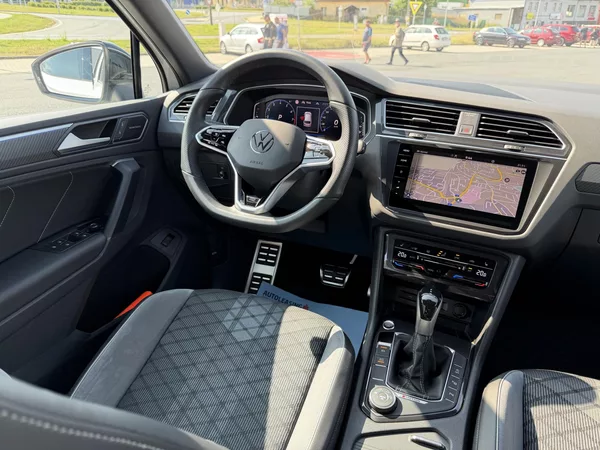 Volkswagen Tiguan R-Line 2,0 TSi/180kW 4x4 DSG - foto 61