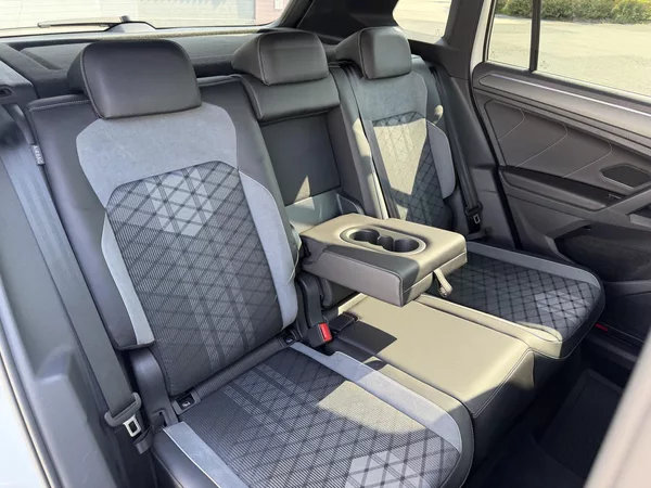 Volkswagen Tiguan R-Line 2,0 TSi/180kW 4x4 DSG - foto 69