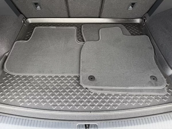 Volkswagen Tiguan R-Line 2,0 TSi/180kW 4x4 DSG - foto 78