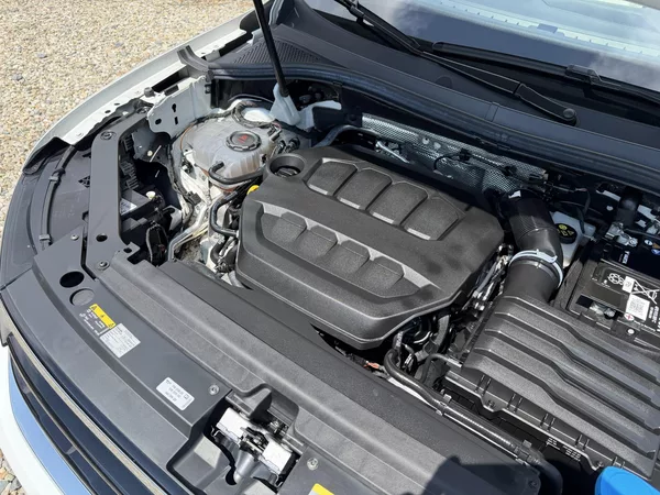 Volkswagen Tiguan R-Line 2,0 TSi/180kW 4x4 DSG - foto 85
