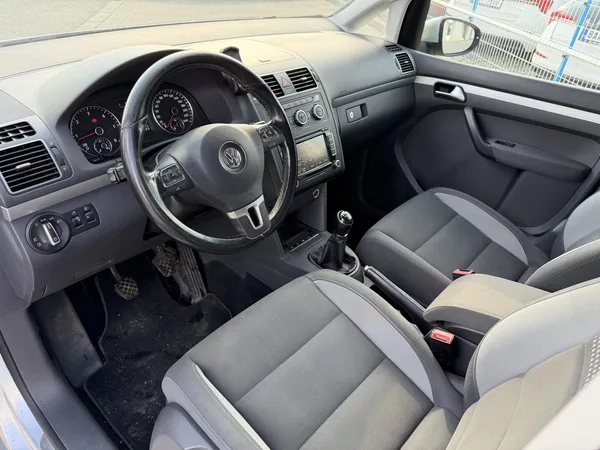 Volkswagen Touran 1,6 TDi/77kW - Webasto,TZ,... - foto 14