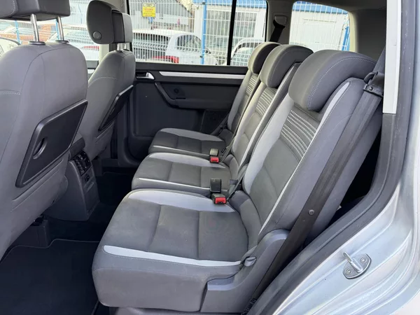 Volkswagen Touran 1,6 TDi/77kW - Webasto,TZ,... - foto 34