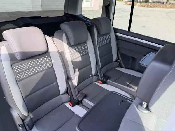 Volkswagen Touran 1,6 TDi/77kW - Webasto,TZ,... - foto 38