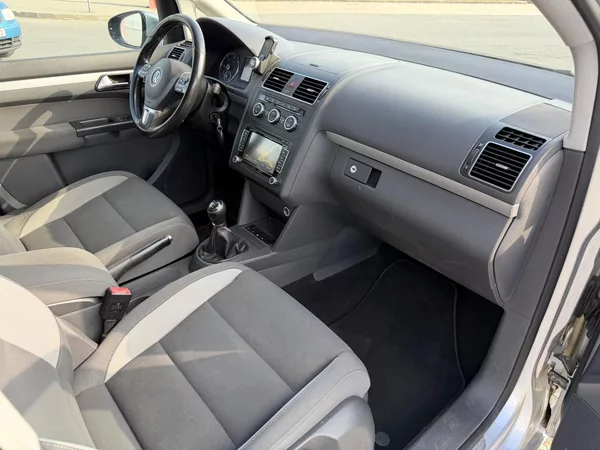 Volkswagen Touran 1,6 TDi/77kW - Webasto,TZ,... - foto 43
