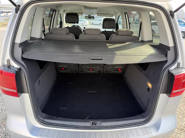 Volkswagen Touran 1,6 TDi/77kW - Webasto,TZ,... - foto 45