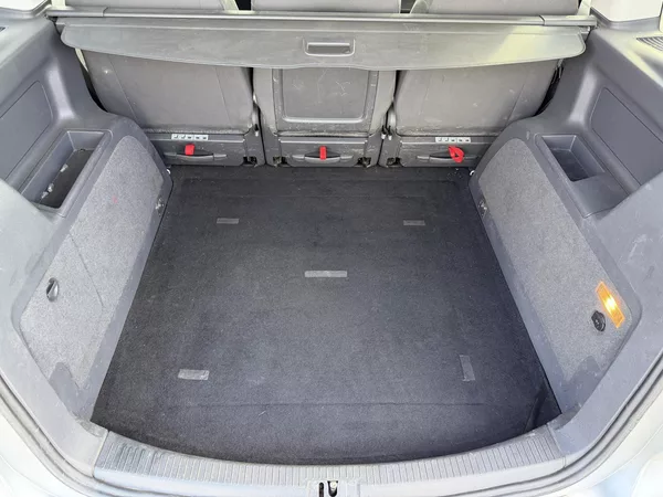 Volkswagen Touran 1,6 TDi/77kW - Webasto,TZ,... - foto 46