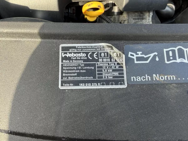 Volkswagen Touran 1,6 TDi/77kW - Webasto,TZ,... - foto 51