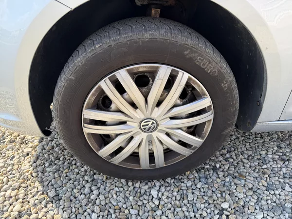 Volkswagen Touran 1,6 TDi/77kW - Webasto,TZ,... - foto 55