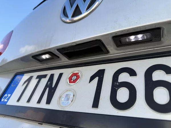 Volkswagen Touran 1,6 TDi/77kW - Webasto,TZ,... - foto 58