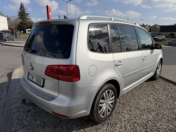 Volkswagen Touran 1,6 TDi/77kW - Webasto,TZ,... - foto 7