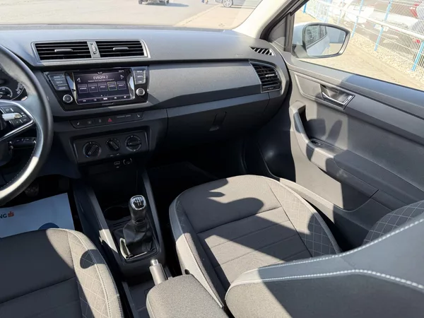 Škoda Fabia Com.III 1,0 TSi/70kW -Ambition - foto 31