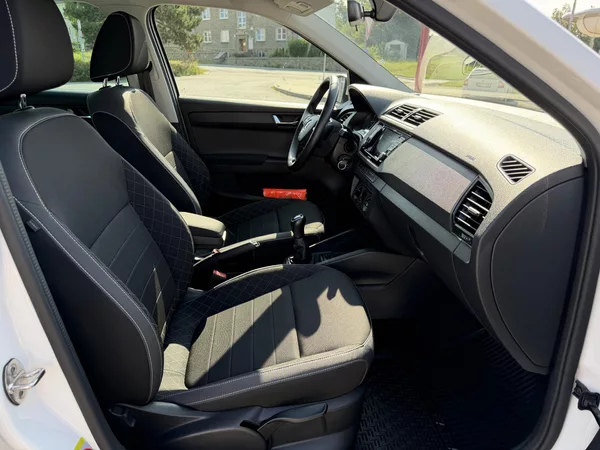 Škoda Fabia Com.III 1,0 TSi/70kW -Ambition - foto 40