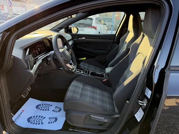 Volkswagen Golf GTD 2,0 TDi/147kW - DSG,Matrix - foto 11
