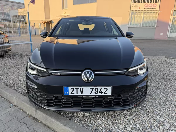 Volkswagen Golf GTD 2,0 TDi/147kW - DSG,Matrix - foto 2