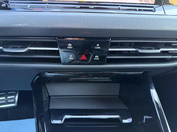 Volkswagen Golf GTD 2,0 TDi/147kW - DSG,Matrix - foto 46
