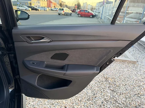 Volkswagen Golf GTD 2,0 TDi/147kW - DSG,Matrix - foto 58