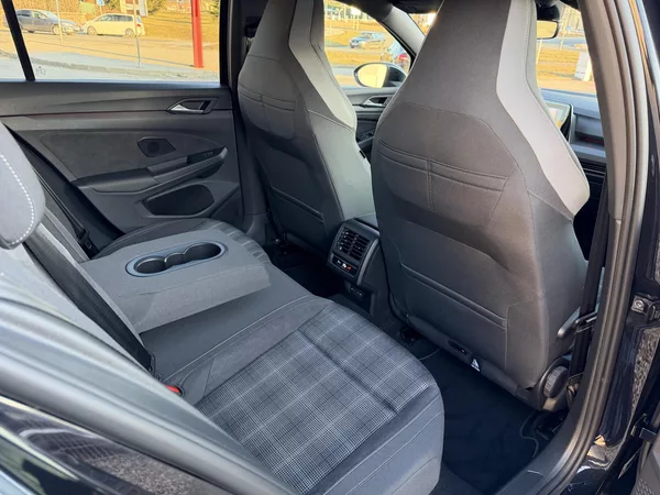 Volkswagen Golf GTD 2,0 TDi/147kW - DSG,Matrix - foto 61