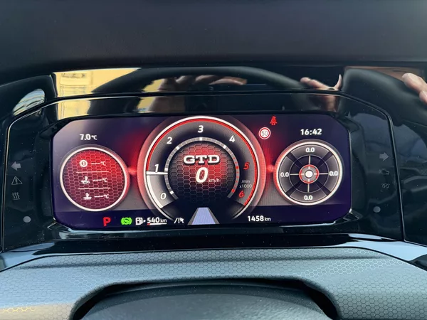 Volkswagen Golf GTD 2,0 TDi/147kW - DSG,Matrix - foto 77