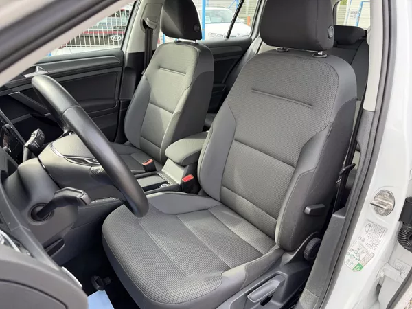 Volkswagen Golf Combi VII 1,6 TDi/85kW - foto 13