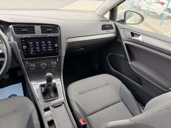Volkswagen Golf Combi VII 1,6 TDi/85kW - foto 40