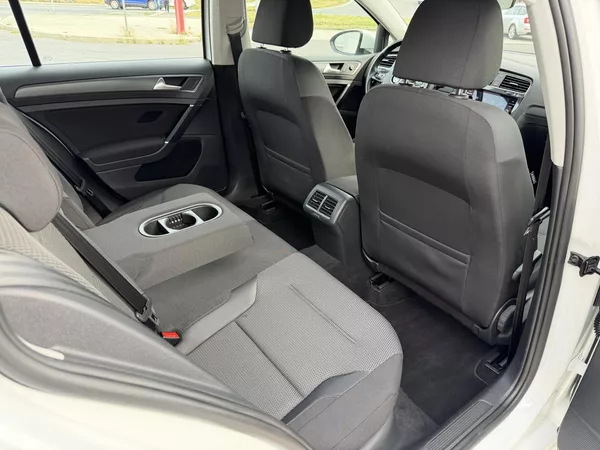 Volkswagen Golf Combi VII 1,6 TDi/85kW - foto 47