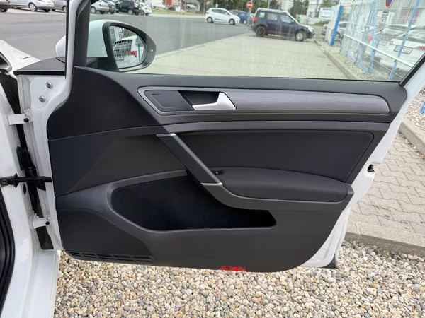 Volkswagen Golf Combi VII 1,6 TDi/85kW - foto 48