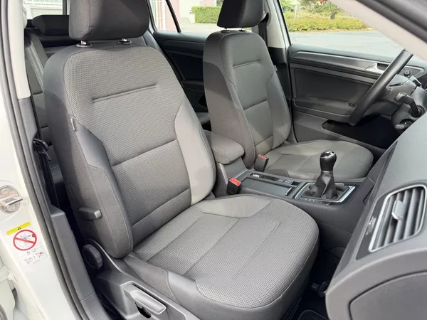 Volkswagen Golf Combi VII 1,6 TDi/85kW - foto 50