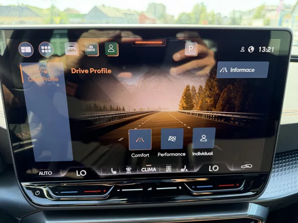 Cupra Formentor 1,5 eTSi/110kW - DSG - foto 41