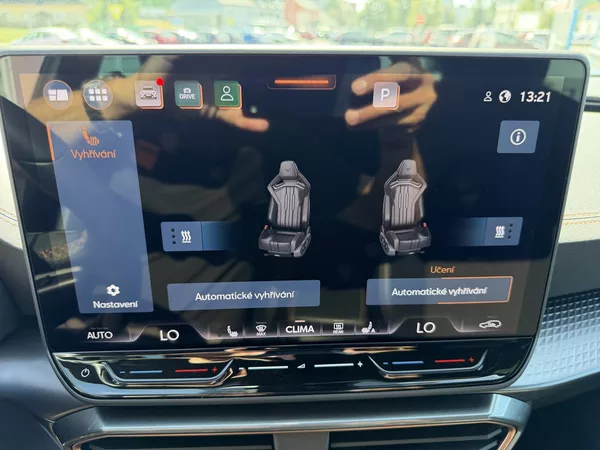 Cupra Formentor 1,5 eTSi/110kW - DSG - foto 43