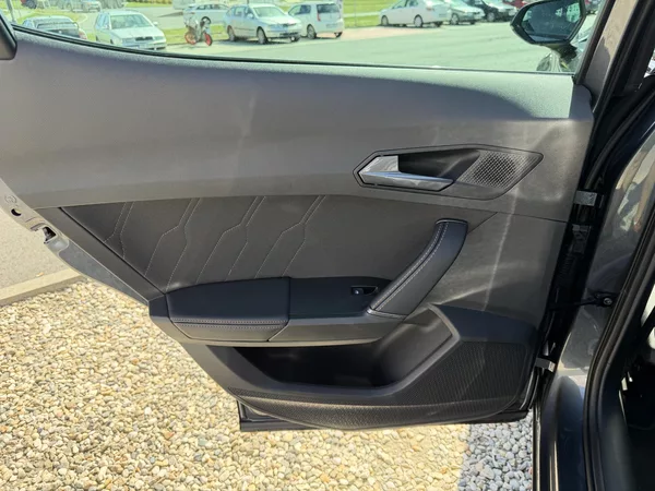 Cupra Formentor 1,5 eTSi/110kW - DSG - foto 57