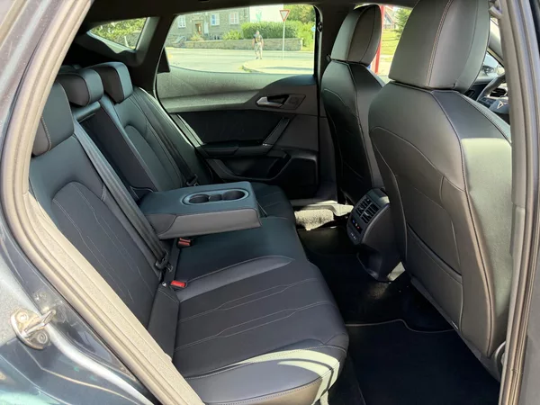 Cupra Formentor 1,5 eTSi/110kW - DSG - foto 62