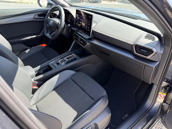 Cupra Formentor 1,5 eTSi/110kW - DSG - foto 68
