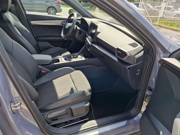 Cupra Formentor 1,5 TSi/110kW - DSG,LED,Navi,. - foto 10