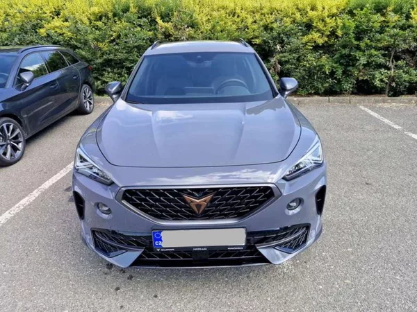 Cupra Formentor 1,5 TSi/110kW - DSG,LED,Navi,. - foto 2