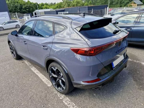 Cupra Formentor 1,5 TSi/110kW - DSG,LED,Navi,. - foto 4