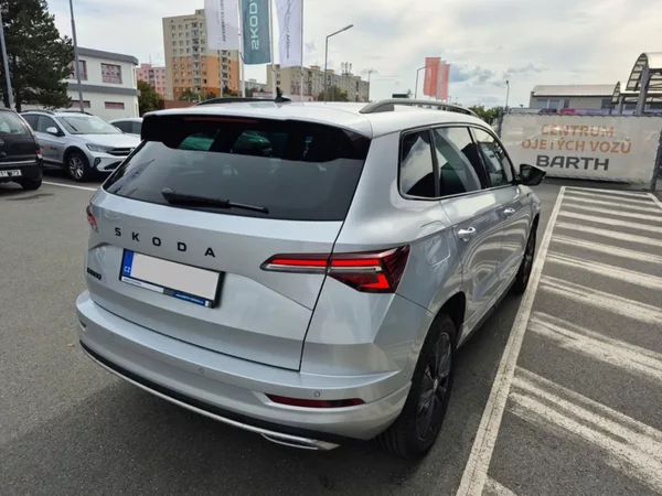 Škoda Karoq 1,5 TSi/110kW DSG - SPORTLINE - foto 6