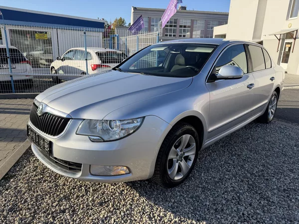 Škoda Superb II 2,0 TDi/103kW - Klima,ESP,. - foto 3