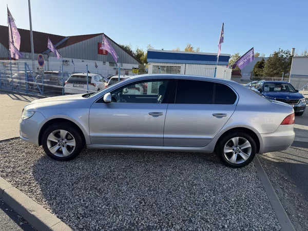 Škoda Superb II 2,0 TDi/103kW - Klima,ESP,. - foto 4
