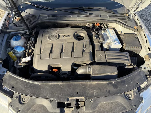 Škoda Superb II 2,0 TDi/103kW - Klima,ESP,. - foto 48