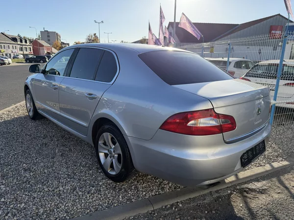 Škoda Superb II 2,0 TDi/103kW - Klima,ESP,. - foto 5