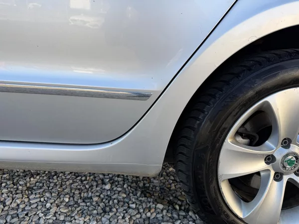 Škoda Superb II 2,0 TDi/103kW - Klima,ESP,. - foto 67