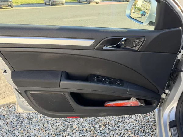 Škoda Superb II 2,0 TDi/103kW - Klima,ESP,. - foto 9