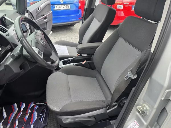 Opel Zafira 1.6 CNG TZ - foto 12